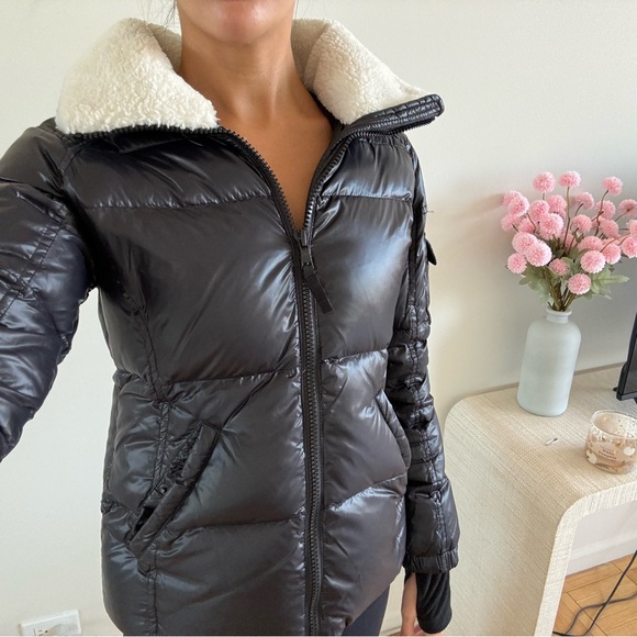 AQUA Chloe Sherpa Trim Puffer Jacket - Picture 7 of 10